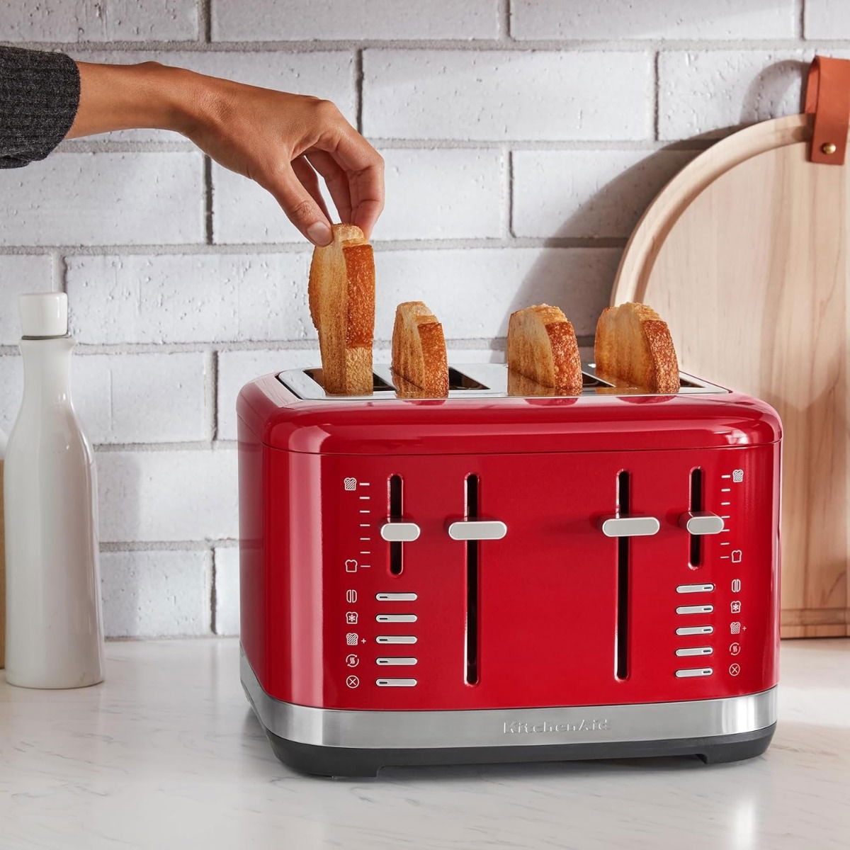 KitchenAid 4 Slice Metal Toaster | Empire Red