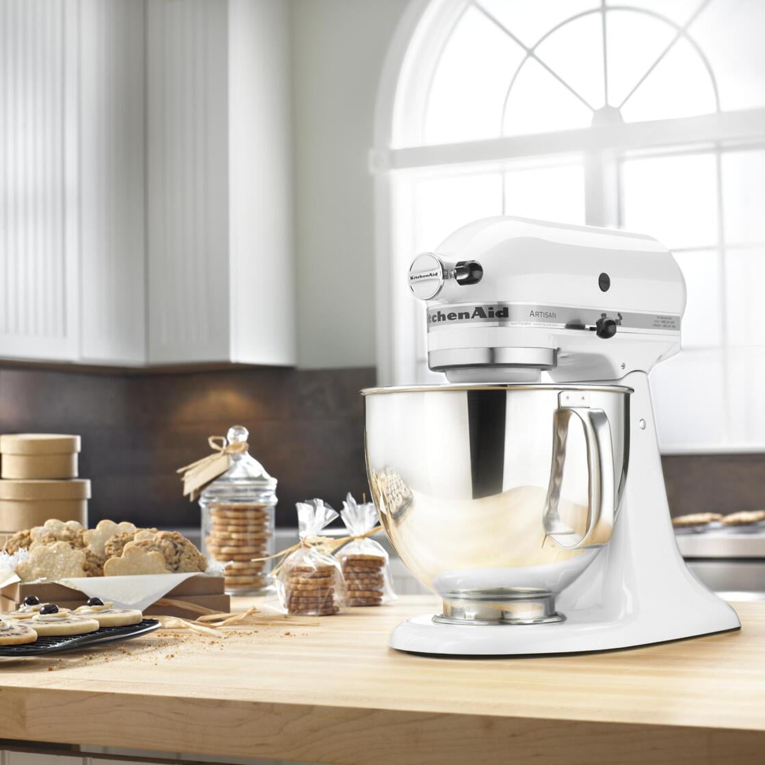KitchenAid Artisan Series 5-Quart Tilt-Head Stand Mixer, White, KSM150PS