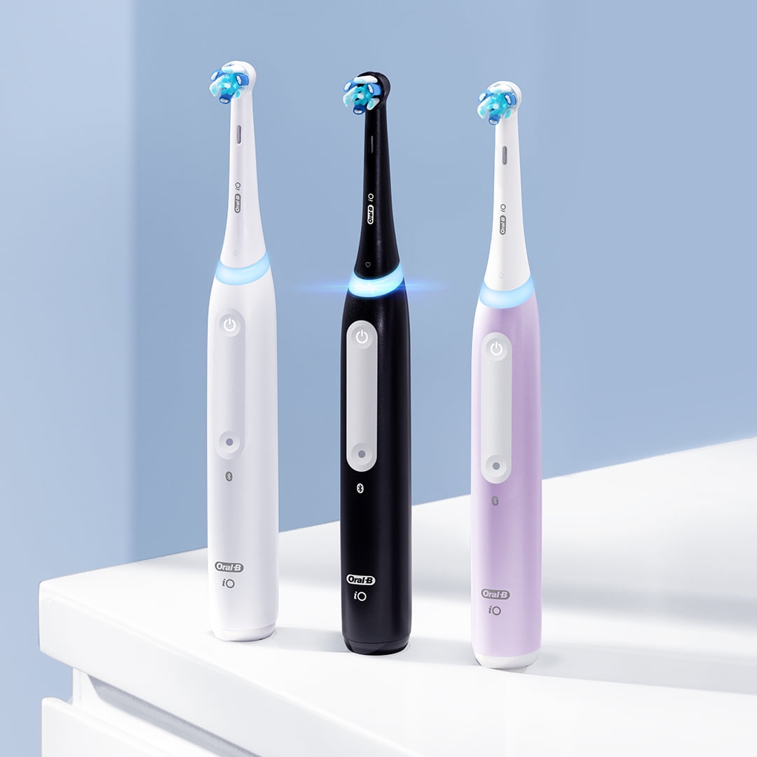 Oral-B Toothbrush, iO Series 4 Electric Toothbrush with (1) Brush Head, Rechargeable, Black