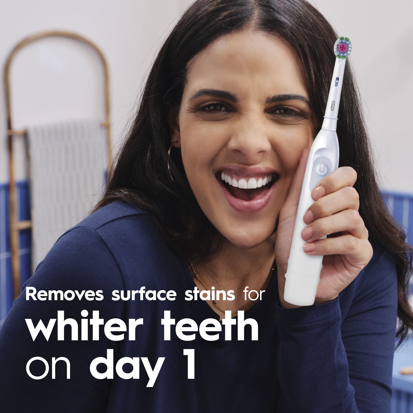 Oral-B Pro 100 3D White, Battery Toothbrush, White