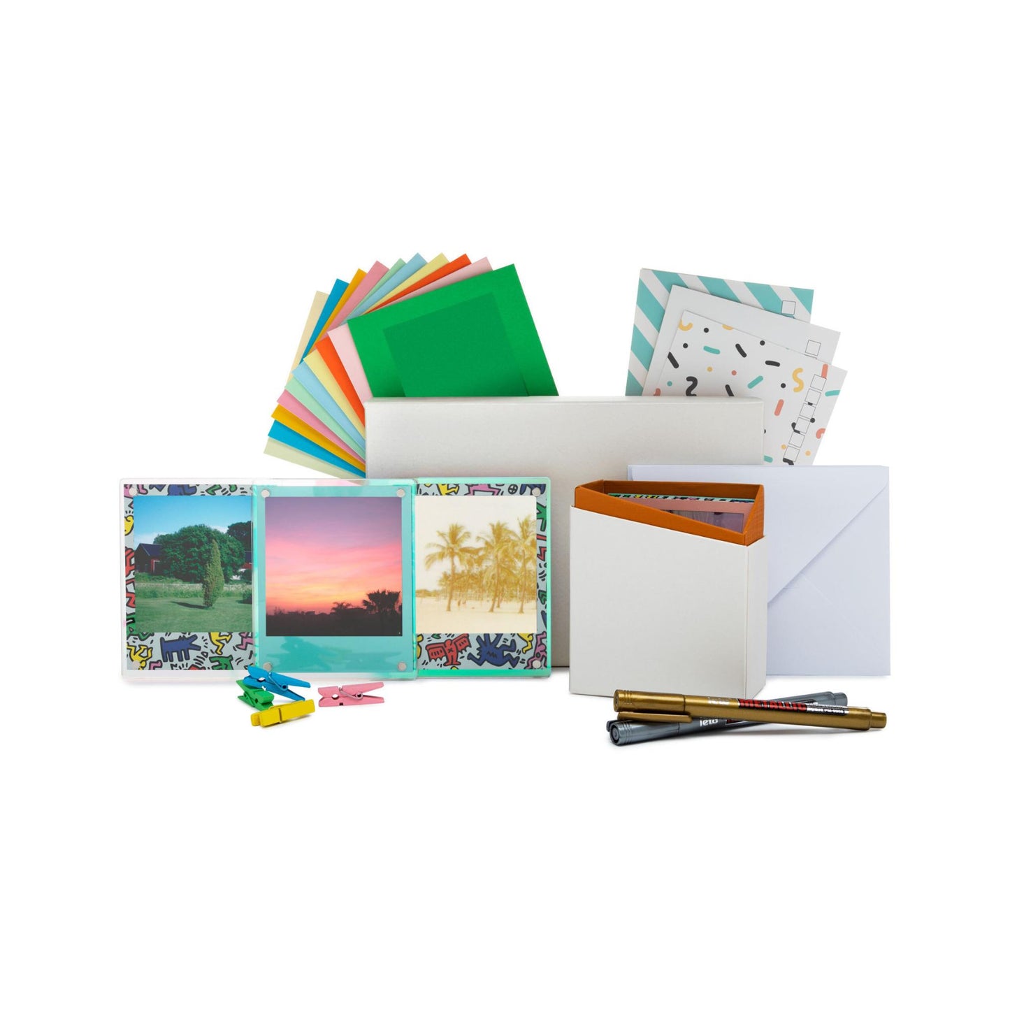 Polaroid Originals Now Viewfinder i-Type Instant Camera (Red) Film Bundle