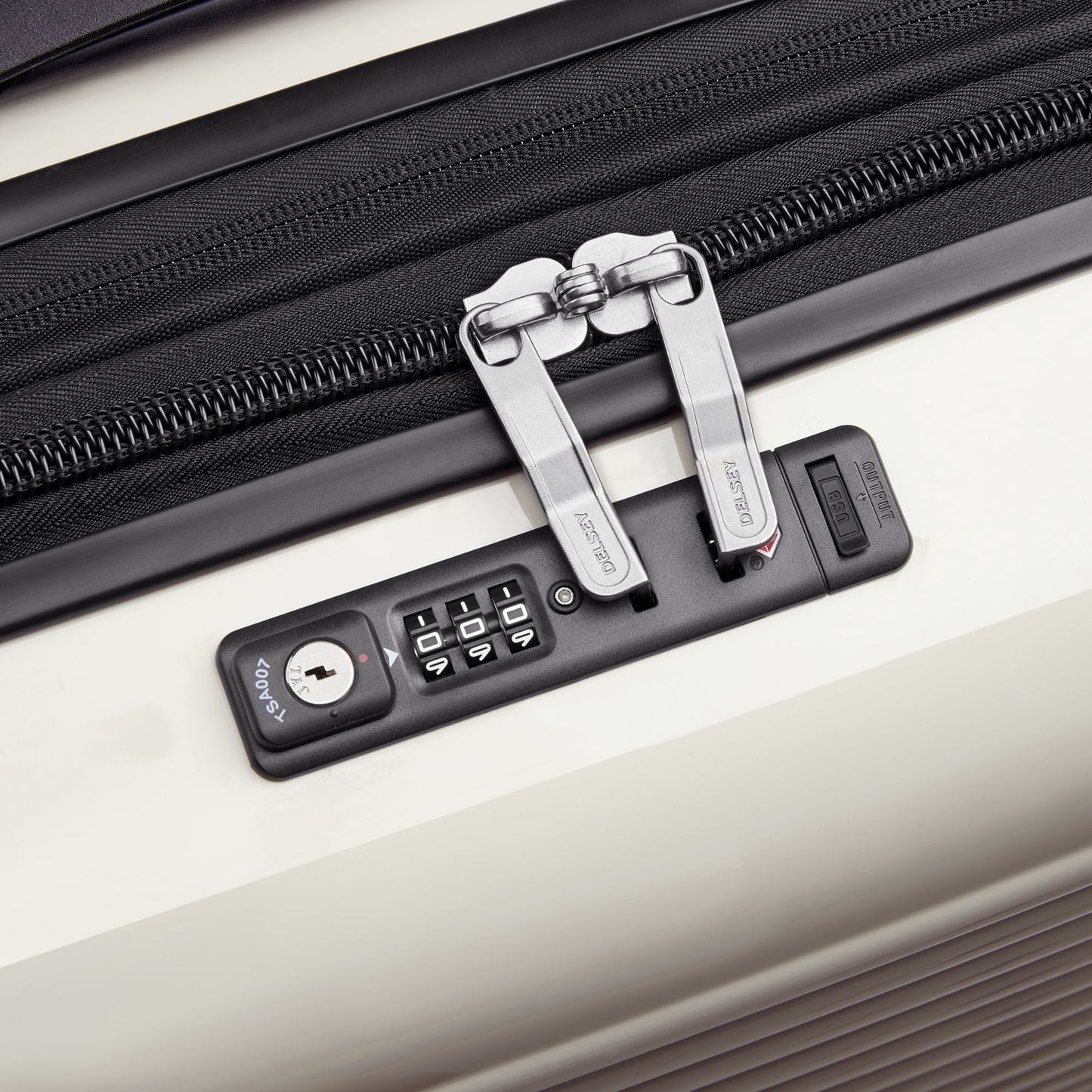DELSEY PARIS Cruise 3.0 Carry-on Hardside Expandable Spinner Luggage, Black