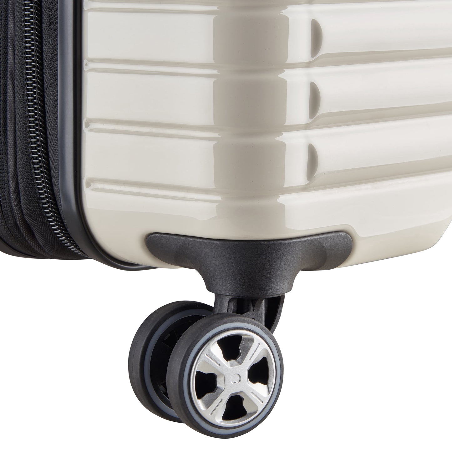 DELSEY PARIS Cruise 3.0 Carry-on Hardside Expandable Spinner Luggage, Black
