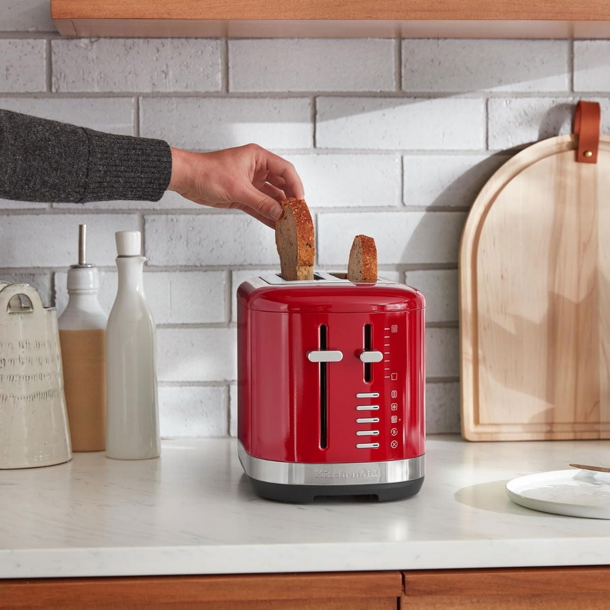 KitchenAid 2 Slice Metal Toaster | Empire Red