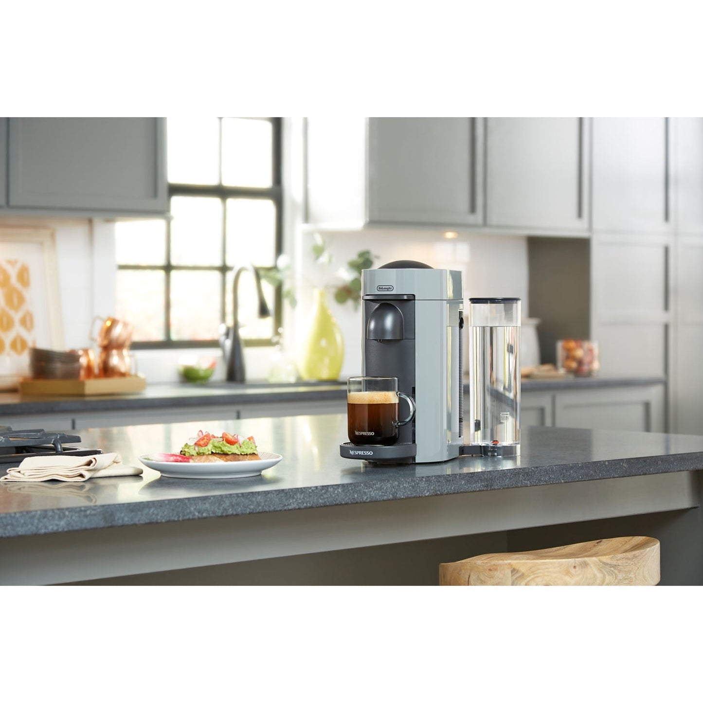 Nespresso New Vertuo Plus Coffee and Espresso Machine by De'Longhi with Aerocinno, Gray, Single-Serve Brewers