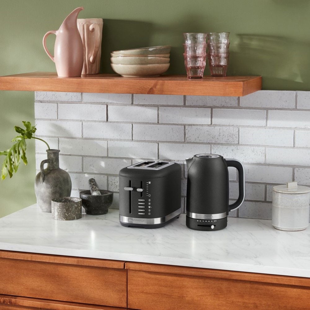 KitchenAid 2 Slice Metal Toaster | Cast Iron Black